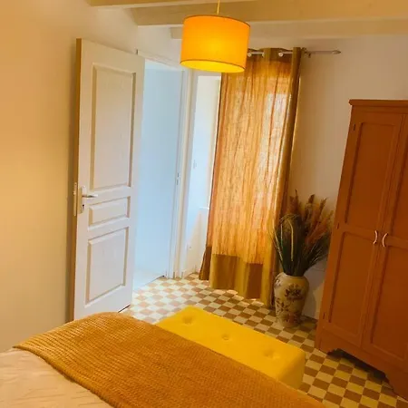 Apartament L'ecolier Futuroscope 4 Personnes *